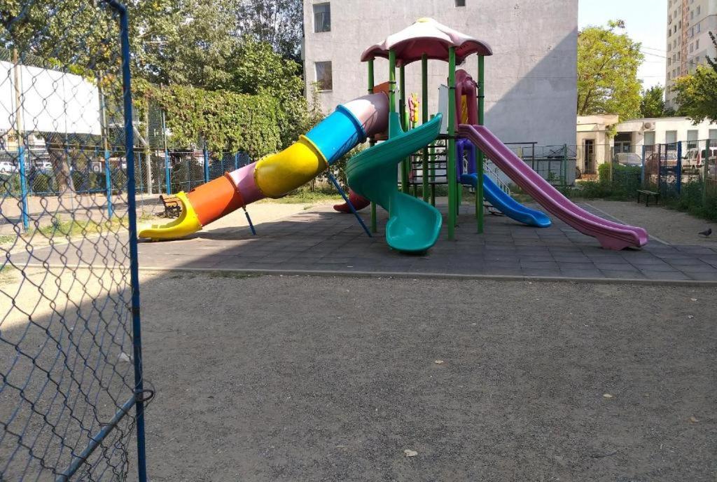 Irvin Apartament Ясси Екстер'єр фото